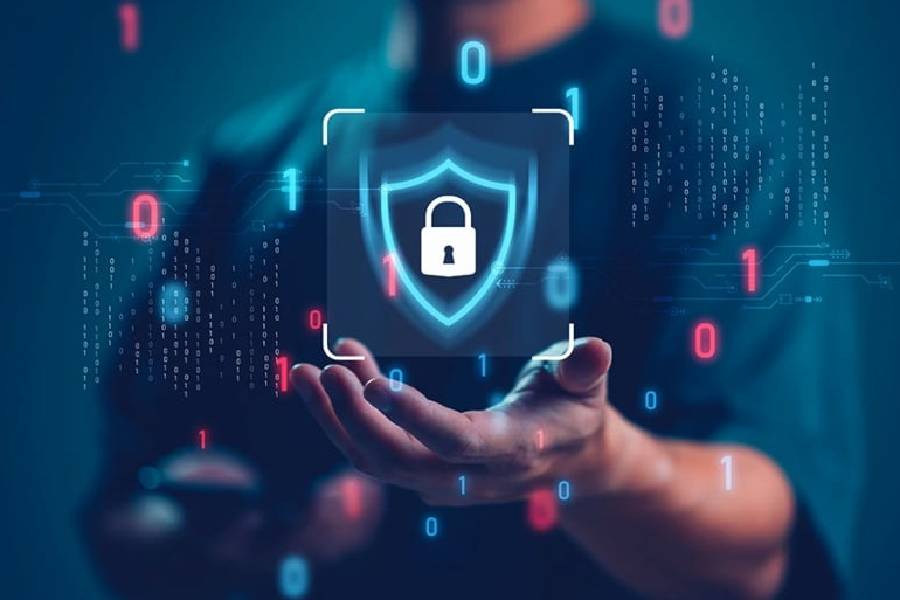 EY: Η κυβερνοασφάλεια εξελίσσεται σε στρατηγικό συντελεστή αξίας